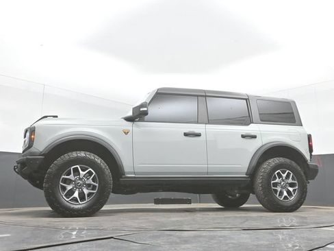 Used 2024 Ford Bronco Badlands AWD/4WD image 50
