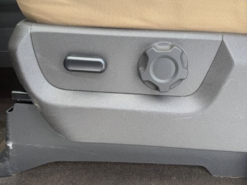 Used 2016 Ford F250 XLT w/ XLT Value Package image 21