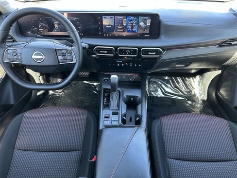 New 2026 Nissan Sentra SR FWD image 17