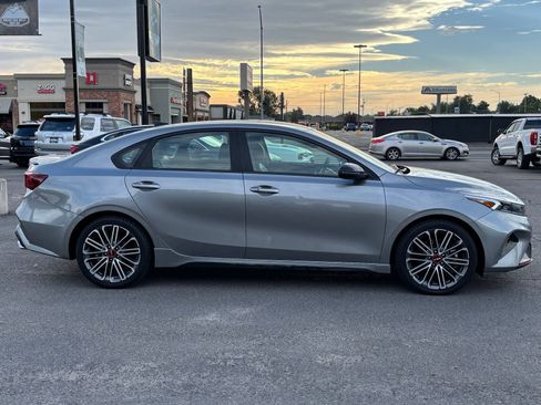 Used 2022 Kia Forte GT FWD image 5