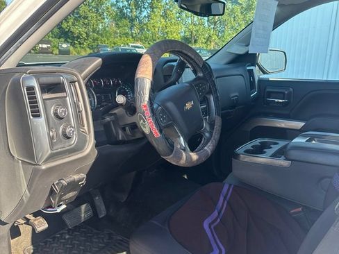 Used 2018 Chevrolet Silverado 1500 LT w/ All Star Edition AWD/4WD image 20