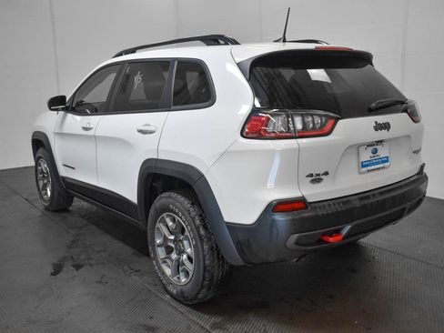 Used 2022 Jeep Cherokee Trailhawk image 5