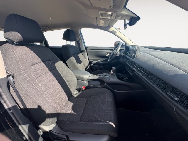 Used 2024 Honda HR-V LX image 14