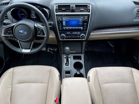 Used 2018 Subaru Outback 2.5i Limited image 13