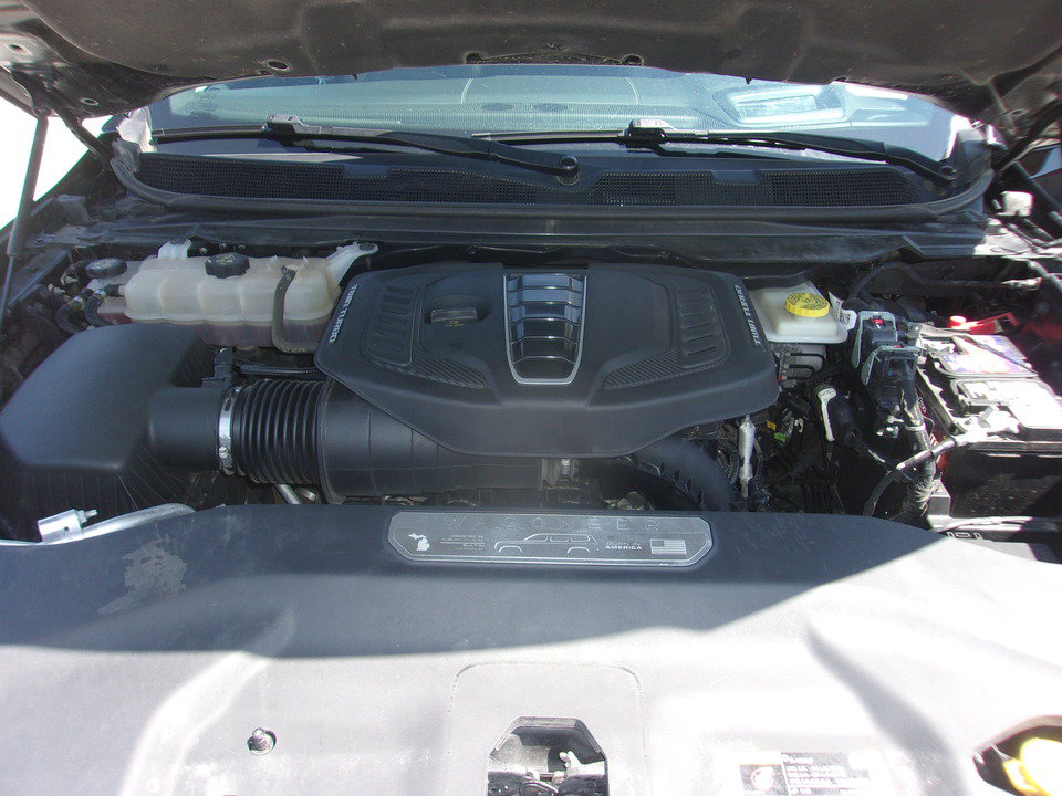 Used 2024 Jeep Grand Wagoneer L 4WD w/ Flexible Seating Group image 27