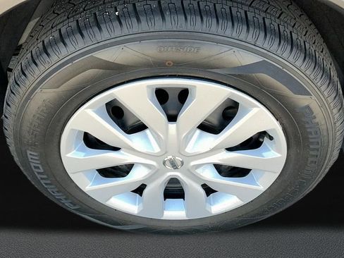 Used 2016 Nissan Rogue S w/ S Family Package FWD image 9