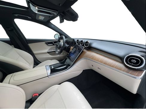 Used 2023 Mercedes-Benz C 300 Sedan image 31