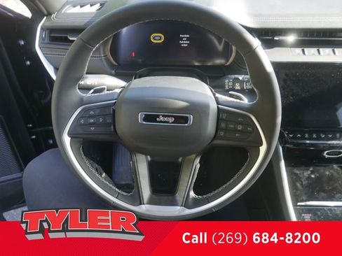 New 2026 Jeep Grand Cherokee Limited w/ Limited Altitude Package AWD/4WD image 28