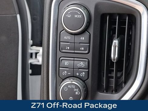 Used 2022 Chevrolet Silverado 1500 RST AWD/4WD image 9