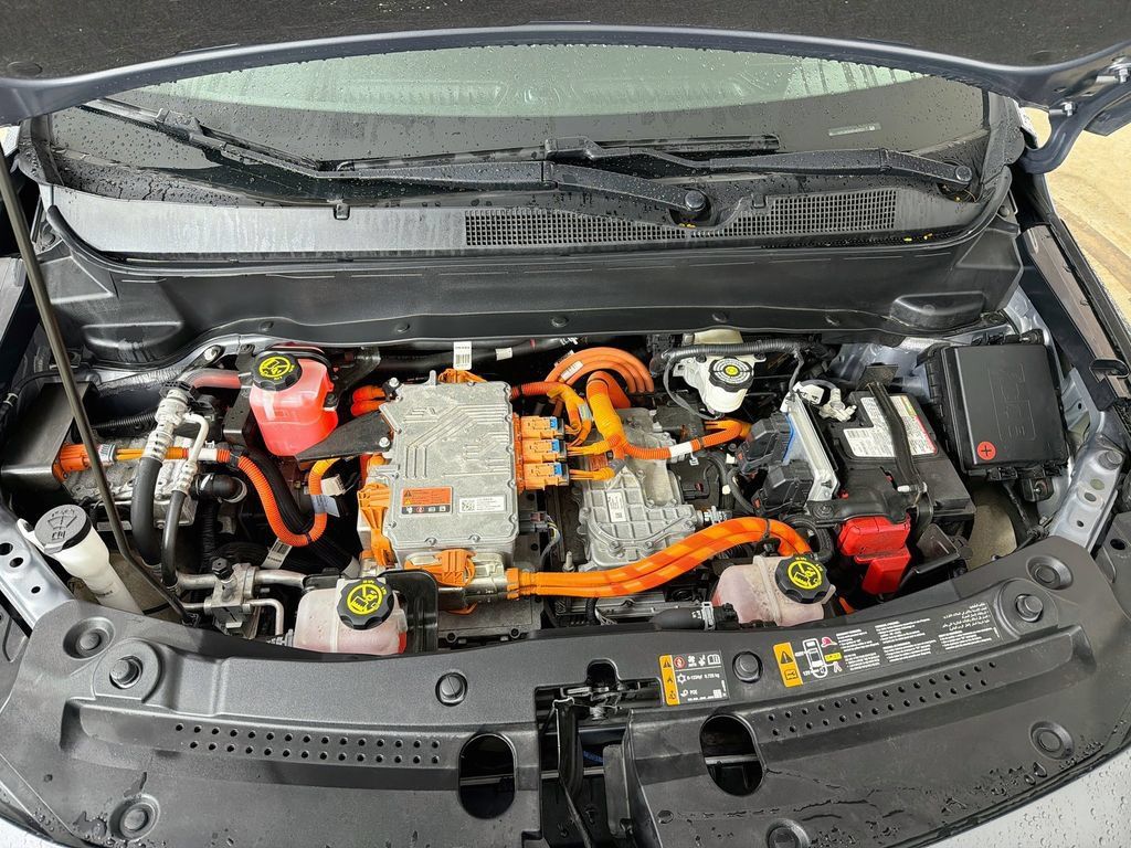 Used 2023 Chevrolet Bolt EUV Premier w/ Sun & Sound Package FWD image 30