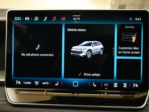 New 2026 Volkswagen Tiguan SE AWD/4WD image 32