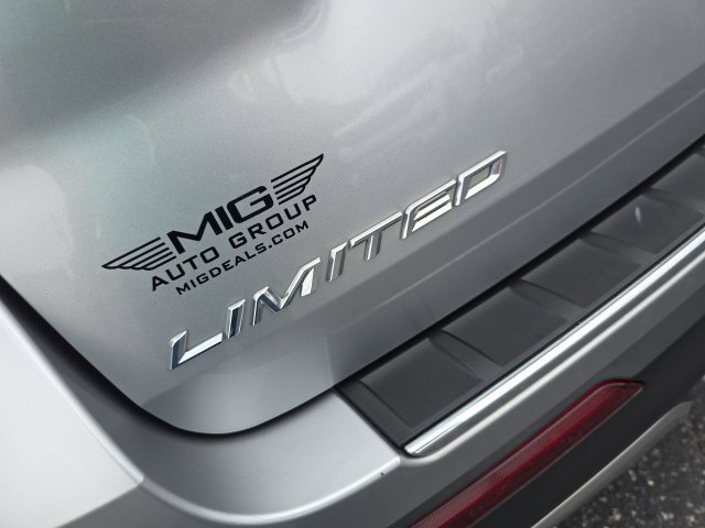Used 2021 Ford Explorer Limited w/ Equipment Group 301A AWD/4WD image 54