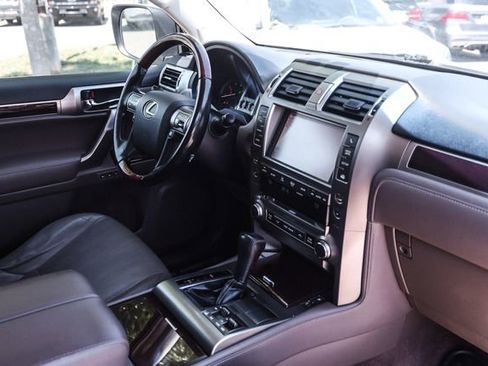 Used 2014 Lexus GX 460 w/ Premium Package AWD/4WD image 49