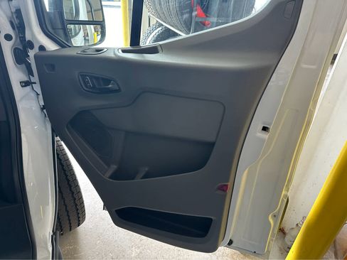 New 2026 Ford Transit 250 148 Medium Roof RWD image 27