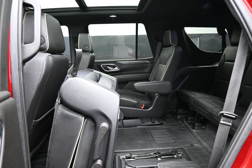 Used 2022 GMC Yukon SLT w/ SLT Premium Package AWD/4WD image 30