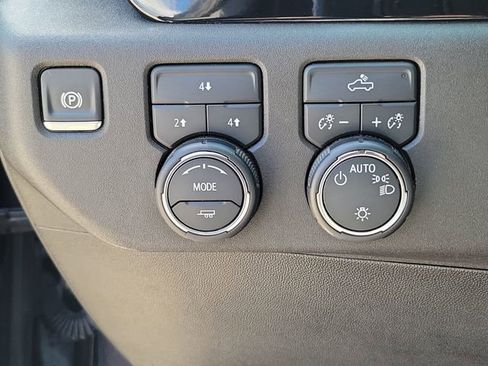 Certified 2024 Chevrolet Silverado 2500 LT AWD/4WD image 20