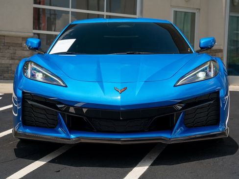 Used 2026 Chevrolet Corvette Z06 RWD image 4