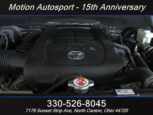 Used 2018 Toyota Tundra SR5 w/ TRD Off Road Package AWD/4WD image 13