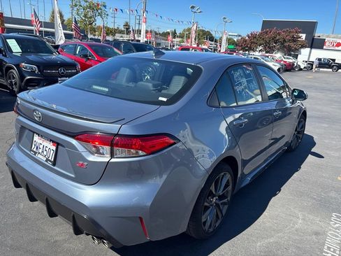 Used 2026 Toyota Corolla SE w/ SE Package FWD image 4