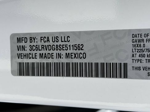 Used 2025 RAM ProMaster 2500 w/ Convenience Group FWD image 31