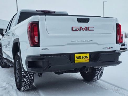 Used 2025 GMC Sierra 1500 AT4X image 3