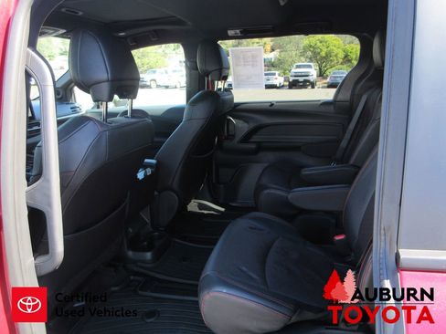 Certified 2025 Toyota Sienna XSE w/ XSE Premium Package image 29