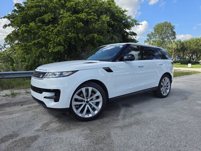 New 2027 Land Rover Range Rover Sport SE