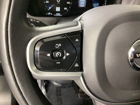 Used 2022 Volvo XC90 T6 Inscription w/ Advanced Package image 29