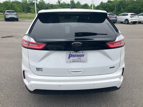 Used 2022 Ford Edge SE w/ Black Appearance Package AWD/4WD image 6