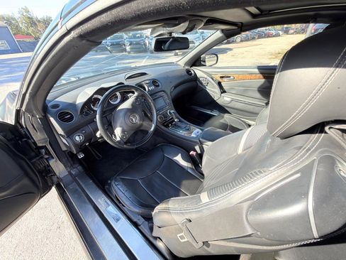 Used 2011 Mercedes-Benz SL 550 image 10