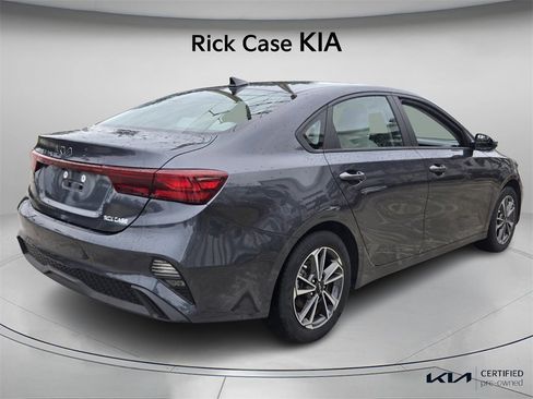 Certified 2023 Kia Forte LXS w/ LXS Technology Package image 7