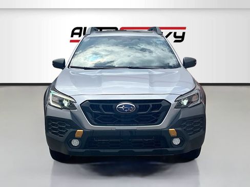 Used 2025 Subaru Outback Wilderness AWD/4WD image 2