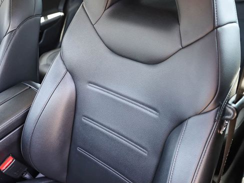 Used 2020 Mercedes-Benz CLA 250 image 26