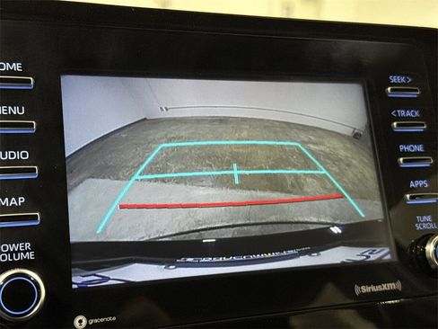 Used 2022 Toyota Camry LE image 14