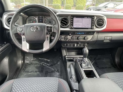 Used 2023 Toyota Tacoma SR5 w/ Technology Package image 14