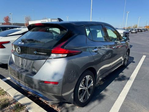 Used 2022 Nissan Leaf SL Plus image 2