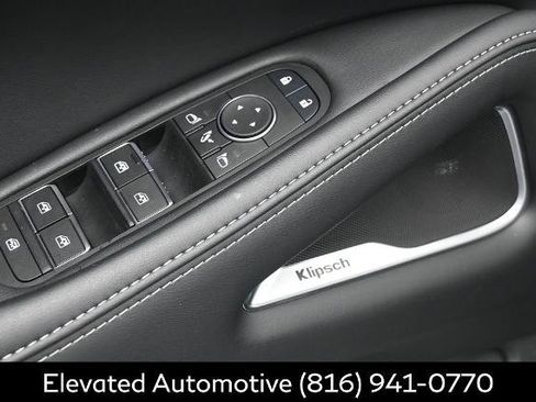 Certified 2026 INFINITI QX60 Luxe w/ Family Package AWD/4WD image 17