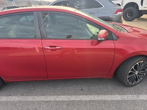 Used 2016 Toyota Corolla S image 7