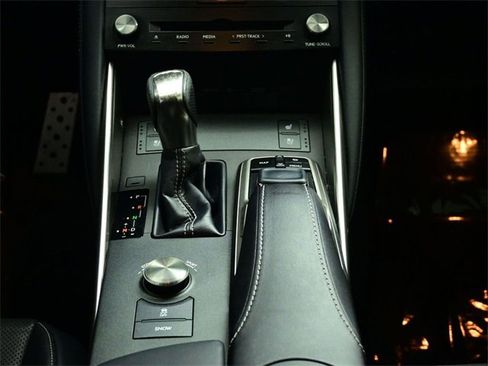 Used 2017 Lexus IS 300 F Sport w/ F Sport Package image 13