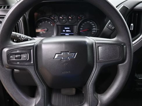 Used 2022 Chevrolet Silverado 1500 Custom Trail Boss AWD/4WD image 18