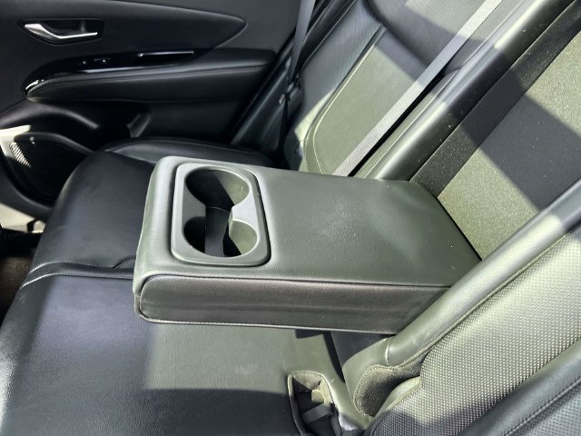 Used 2022 Hyundai Tucson Limited AWD/4WD image 12