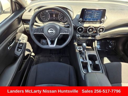 Used 2025 Nissan Sentra SV FWD image 15