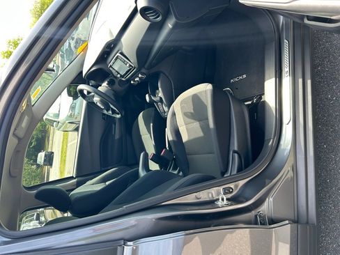 Used 2025 Nissan Kicks Play S FWD image 32