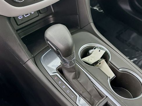 Used 2023 Chevrolet Equinox LS w/ Sport Edition image 23