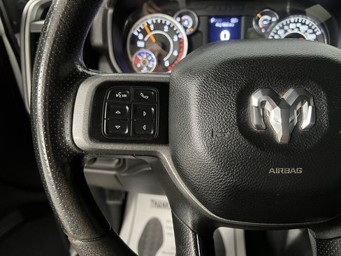 Used 2022 RAM 2500 Tradesman w/ Chrome Appearance Group image 29