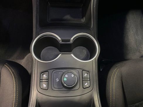 Used 2019 GMC Terrain SLE w/ Driver Convenience Package image 36