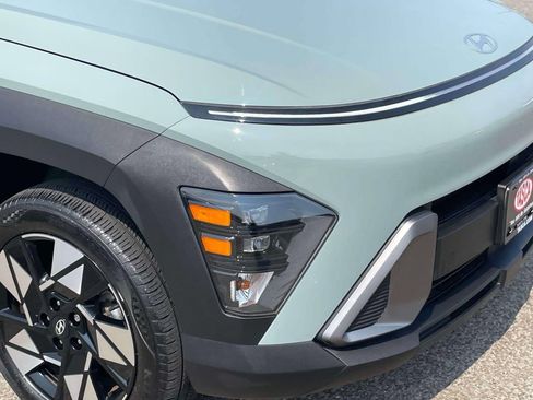 Used 2024 Hyundai Kona SEL AWD/4WD image 10