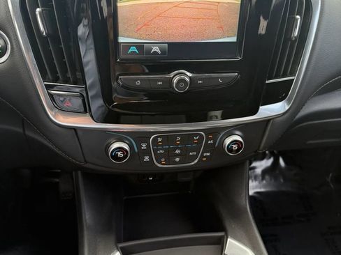 Used 2019 Chevrolet Traverse LS FWD image 6