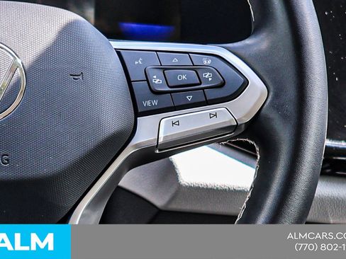 Used 2024 Volkswagen Taos S FWD image 28