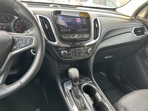 Used 2022 Chevrolet Equinox Premier w/ Redline Edition image 19